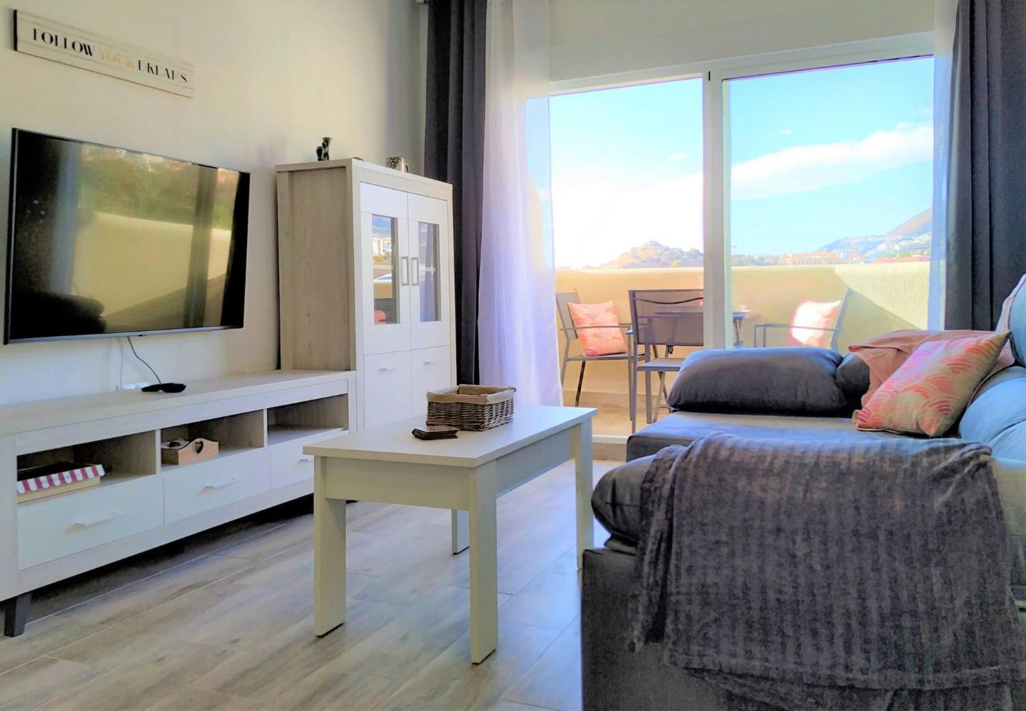 Deluxe Apartment In Benalbeach With Beach Views Benalmadena Ngoại thất bức ảnh